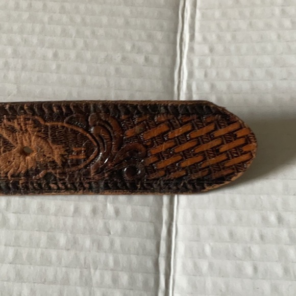 Brown Leather Belt with Woven Pattern and Metallic Buckle - Picture 6 of 9